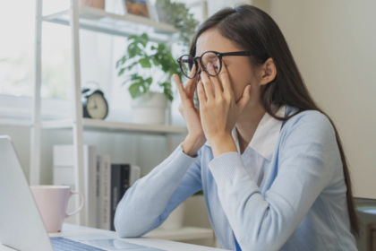 Eye Care for Digital Users 2026: Smart Ways to Reduce Screen Fatigue and Blue-Light Damage
