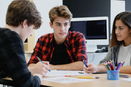 The Power of Collaborative Learning Environments: Improving Teamwork and Critical Thinking