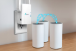 How Does Mesh Networking Actually Differ From a WiFi Extender?