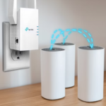 How Does Mesh Networking Actually Differ From a WiFi Extender?