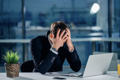 Burnout at Work Early Signs and Practical Ways to Recover