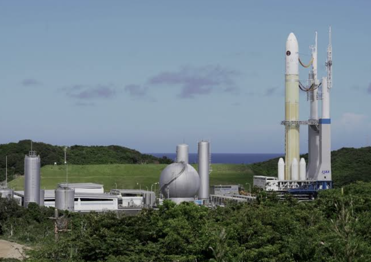 Japan Launches the MMX Probe to Mars's Moons: What the Sample-Return Mission Aims to Find